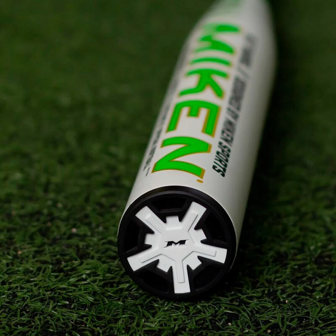 2023 Miken Limited Edition Freak "Lucky" 12.5" USSSA Slowpitch Softball Bat: MSU3FLKL 6 2023 Miken Limited Edition Freak "Lucky" 12.5" USSSA Slowpitch Softball Bat: MSU3FLKL - Image 4