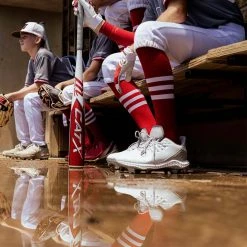 Marucci CATX Senior League (-10) USSSA Baseball Bat: MSBCX10 -Baseball Bats shop Marucci CATX 10 USSSA Baseball Bat MSBCX10 Lifestyle 3